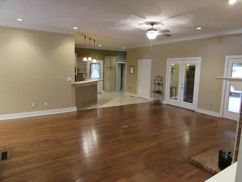 104 Arbor Dr, Clinton, MS 39056 photo 2
