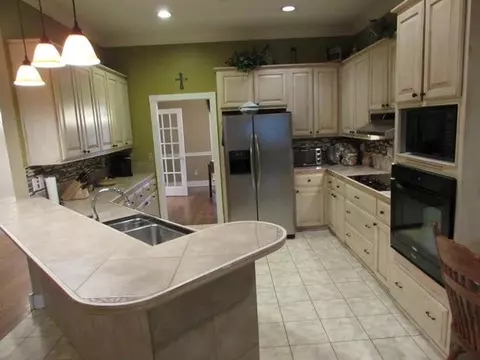 104 Arbor Dr, Clinton, MS 39056 photo 3