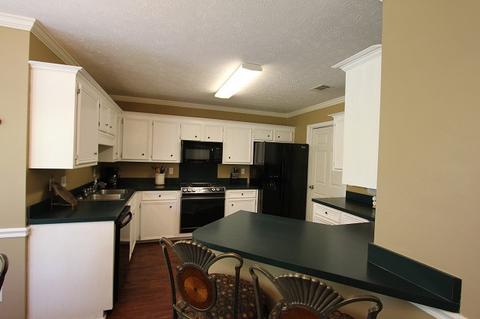 803 Eagles Nest Dr, Byram, MS 39272 photo 4