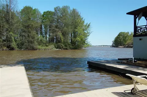 201 Oak Dr, Brandon, MS 39047 photo 3