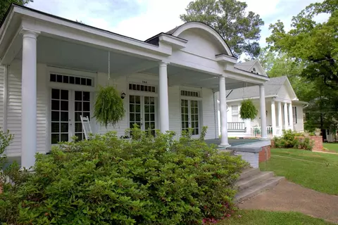 844 Belhaven St, Jackson, MS 39202 photo 2