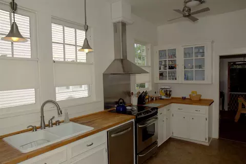 844 Belhaven St, Jackson, MS 39202 photo 17