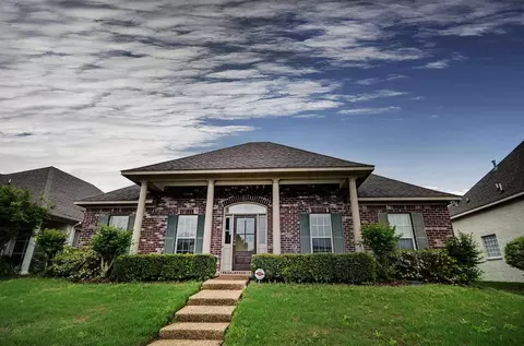 275 Lighthouse Ln, Brandon, MS 39047 photo 1
