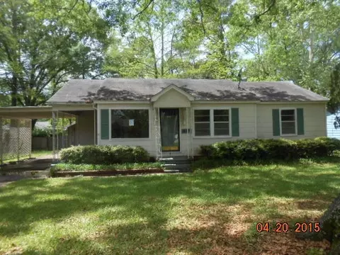 815 Robertson St, Brookhaven, MS 39601 photo 1