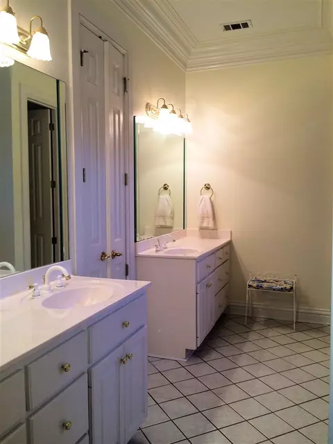 9 Lafayette Cir, Clinton, MS 39056 photo 23