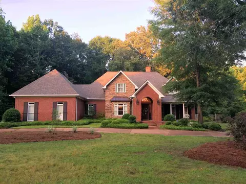 9 Lafayette Cir, Clinton, MS 39056 photo 1