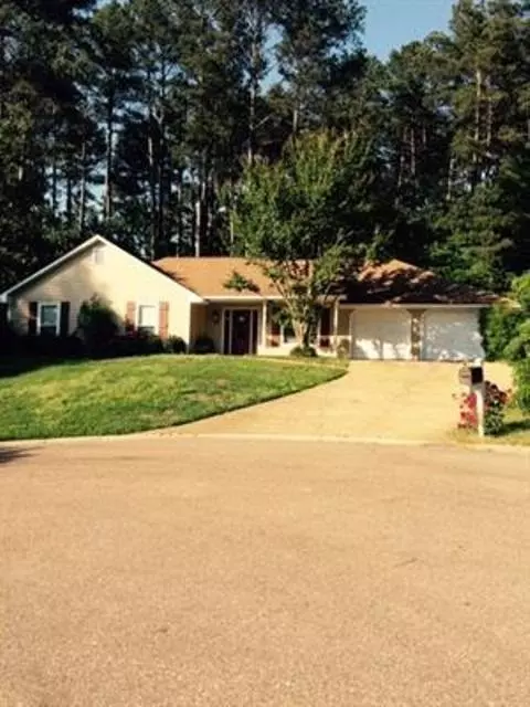 110 Carries Cv, Brandon, MS 39047 photo 2