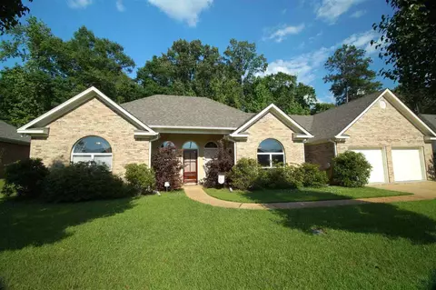 415 Old Town Cir, Brandon, MS 39042 photo 1
