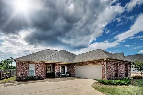132 Grace Dr, Flowood, MS 39232 photo 1
