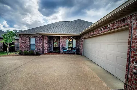 132 Grace Dr, Flowood, MS 39232 photo 2