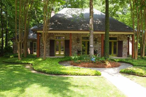 137 Hickory Gln, Madison, MS 39110 photo 1