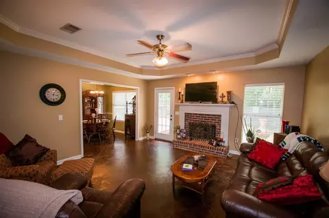 126 Chestnut Dr, Brandon, MS 39047 photo 5