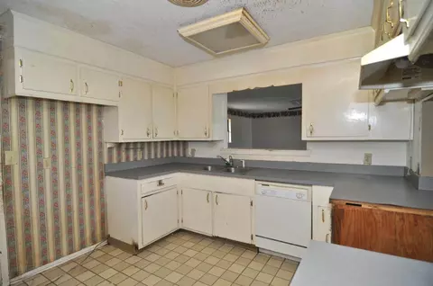 2425 S Pine Lea Dr, Jackson, MS 39209 photo 22