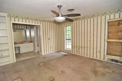 2425 S Pine Lea Dr, Jackson, MS 39209 photo 4