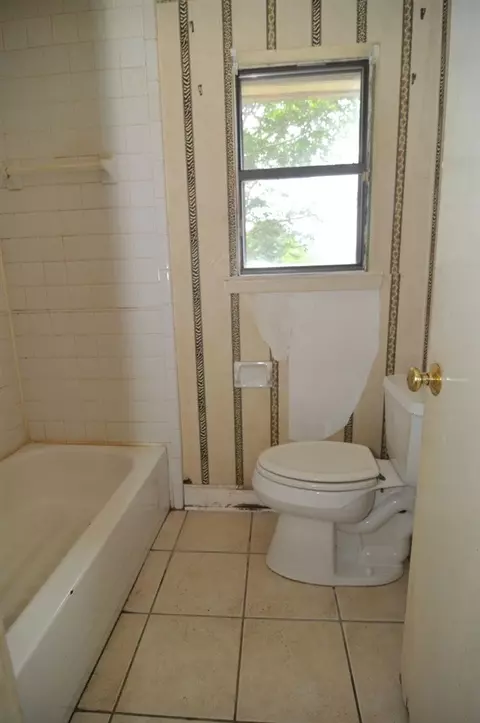 2425 S Pine Lea Dr, Jackson, MS 39209 photo 7