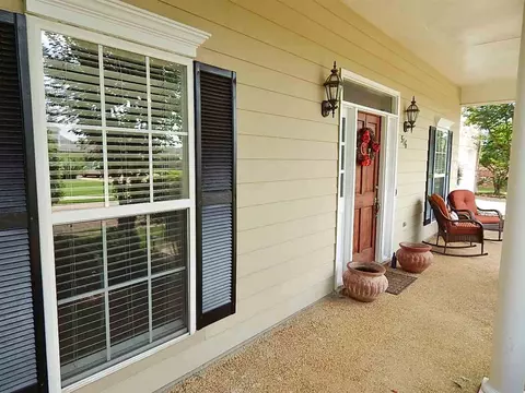 516 Eastside Cv, Brandon, MS 39047 photo 2