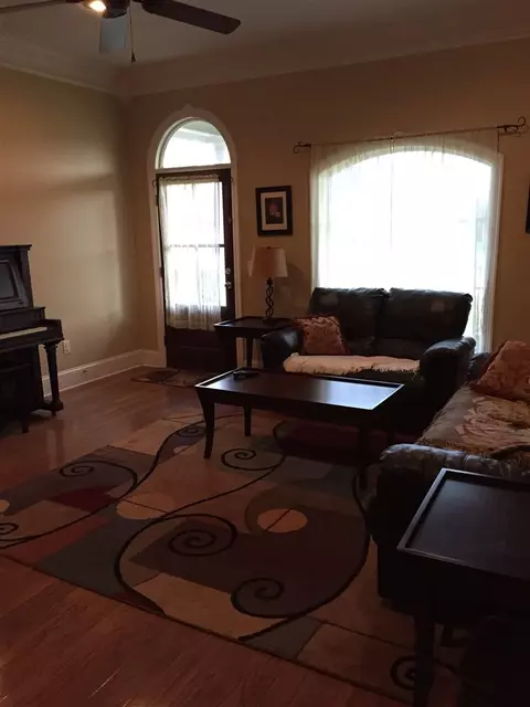 243 John Martin Dr, Brandon, MS 39047 photo 4