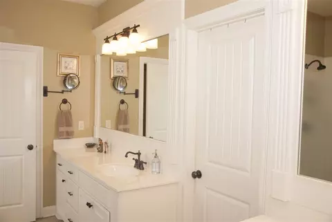 220 Tucker Dr, Brandon, MS 39042 photo 15