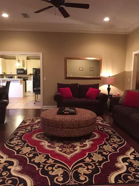 220 Tucker Dr, Brandon, MS 39042 photo 9