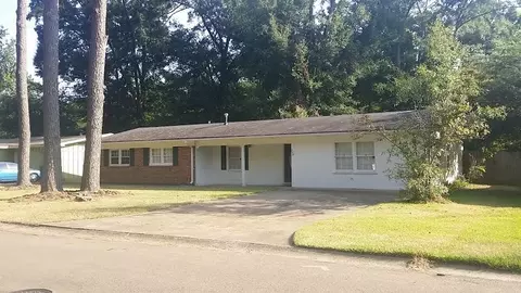 208 Southbrook Dr, Jackson, MS 39211 photo 1