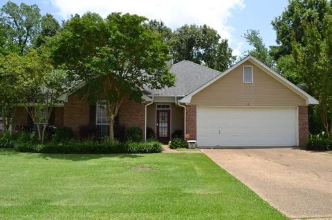 412 Patio Pl, Clinton, MS 39056 photo 1