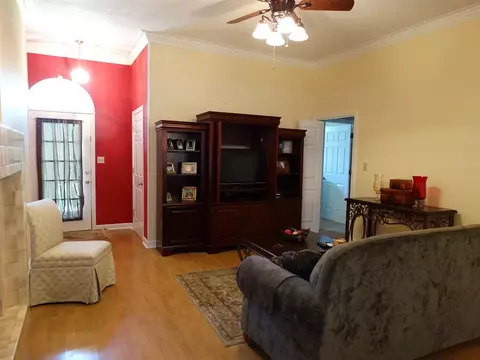 327 Barfield Dr, Byram, MS 39272 photo 9