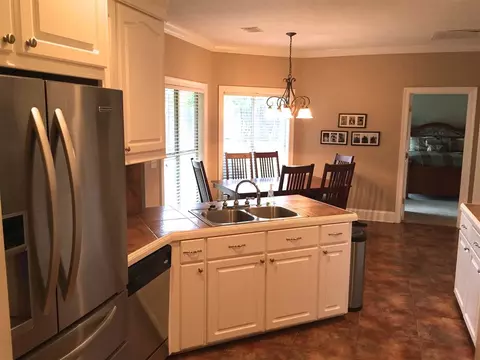 414 Pinebrook Cir, Brandon, MS 39047 photo 11