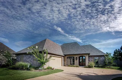153 Tradition Pkwy, Flowood, MS 39232 photo 1