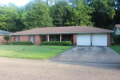 4715 Norway Dr, Jackson, MS 39206 photo 1