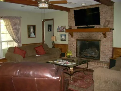 151 Forest Ridge Dr, Brandon, MS 39042 photo 3