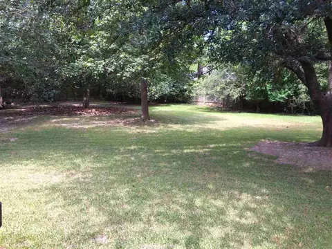 145 Thackery Cir, Jackson, MS 39211 photo 21