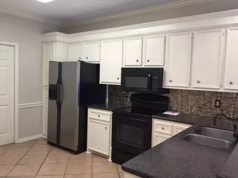 217 Cherry Dr, Brandon, MS 39042 photo 3