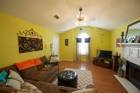453 Mockingbird Cir, Brandon, MS 39047 photo 6