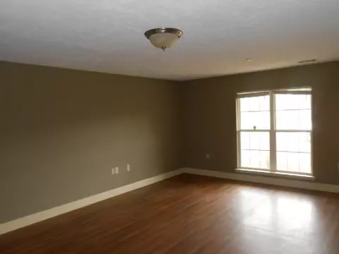 55 Center St, Benton, MS 39039 photo 9