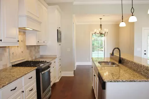 608 Macbeth St, Brandon, MS 39047 photo 9