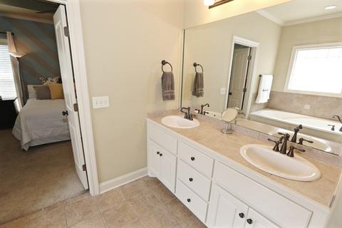 528 Will Dr, Brandon, MS 39047 photo 8