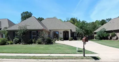 163 Eastside Dr, Brandon, MS 39047 photo 2