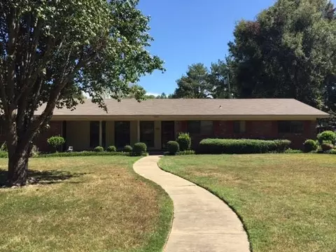 5066 Canton Heights Dr, Jackson, MS 39211 photo 1