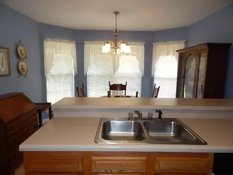413 Eaglewood Ln, Florence, MS 39073 photo 8