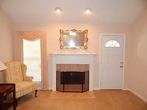 413 Eaglewood Ln, Florence, MS 39073 photo 2