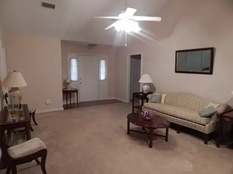413 Eaglewood Ln, Florence, MS 39073 photo 4