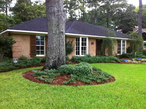 5335 Runnymede Rd, Jackson, MS 39211 photo 2