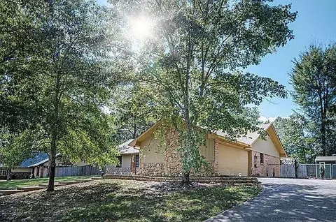 109 Pebble Brook Dr, Clinton, MS 39056 photo 2