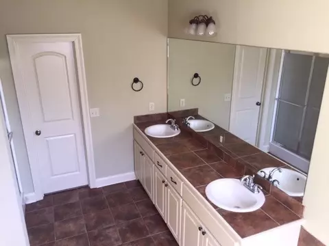 436 Pecan Cir, Brandon, MS 39042 photo 4