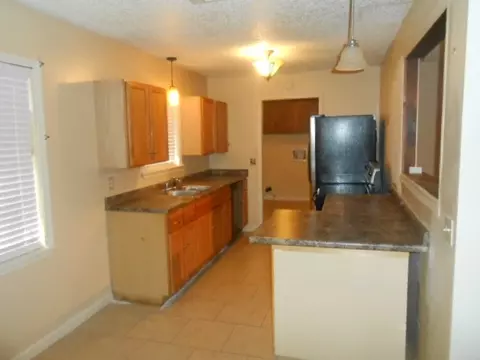 1559 Vernon Cir, Jackson, MS 39204 photo 3
