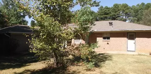 1215 Greenbriar St, Jackson, MS 39211 photo 4