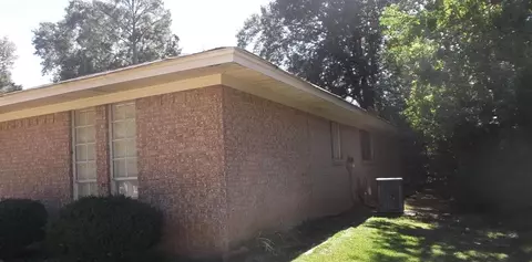 1215 Greenbriar St, Jackson, MS 39211 photo 3