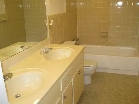 5045 Riverwood Cir, Jackson, MS 39211 photo 13