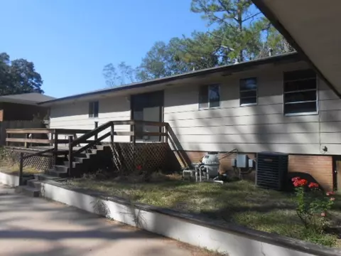 115 11th St, Mccomb, MS 39648 photo 2