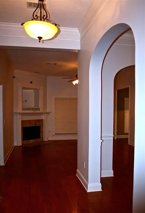 212 Tucker Dr, Brandon, MS 39042 photo 8